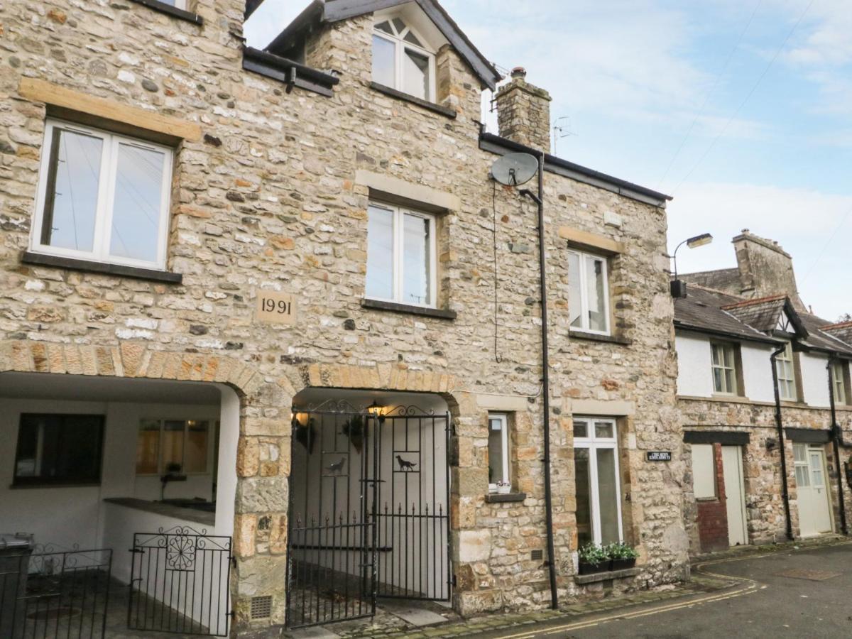 칸포스 Kirkby House 빌라 외부 사진