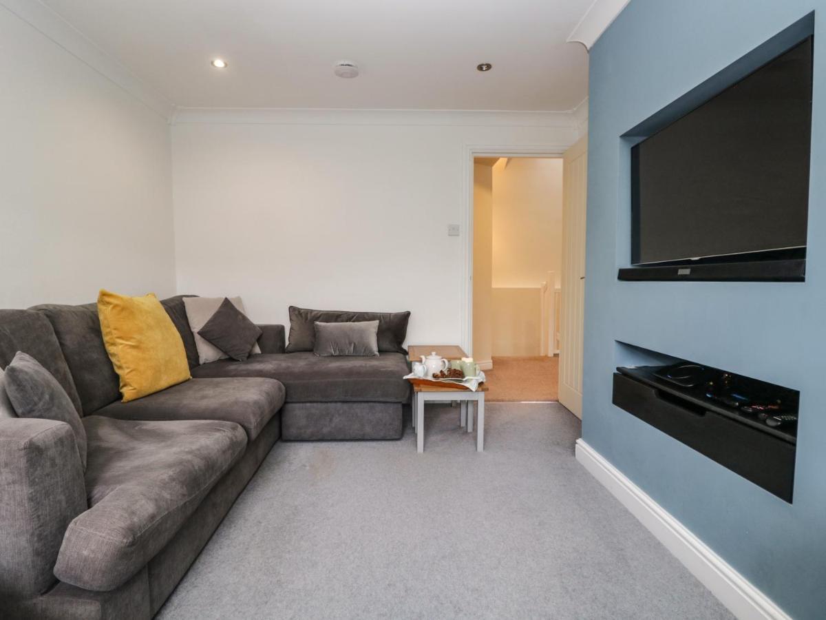 칸포스 Kirkby House 빌라 외부 사진