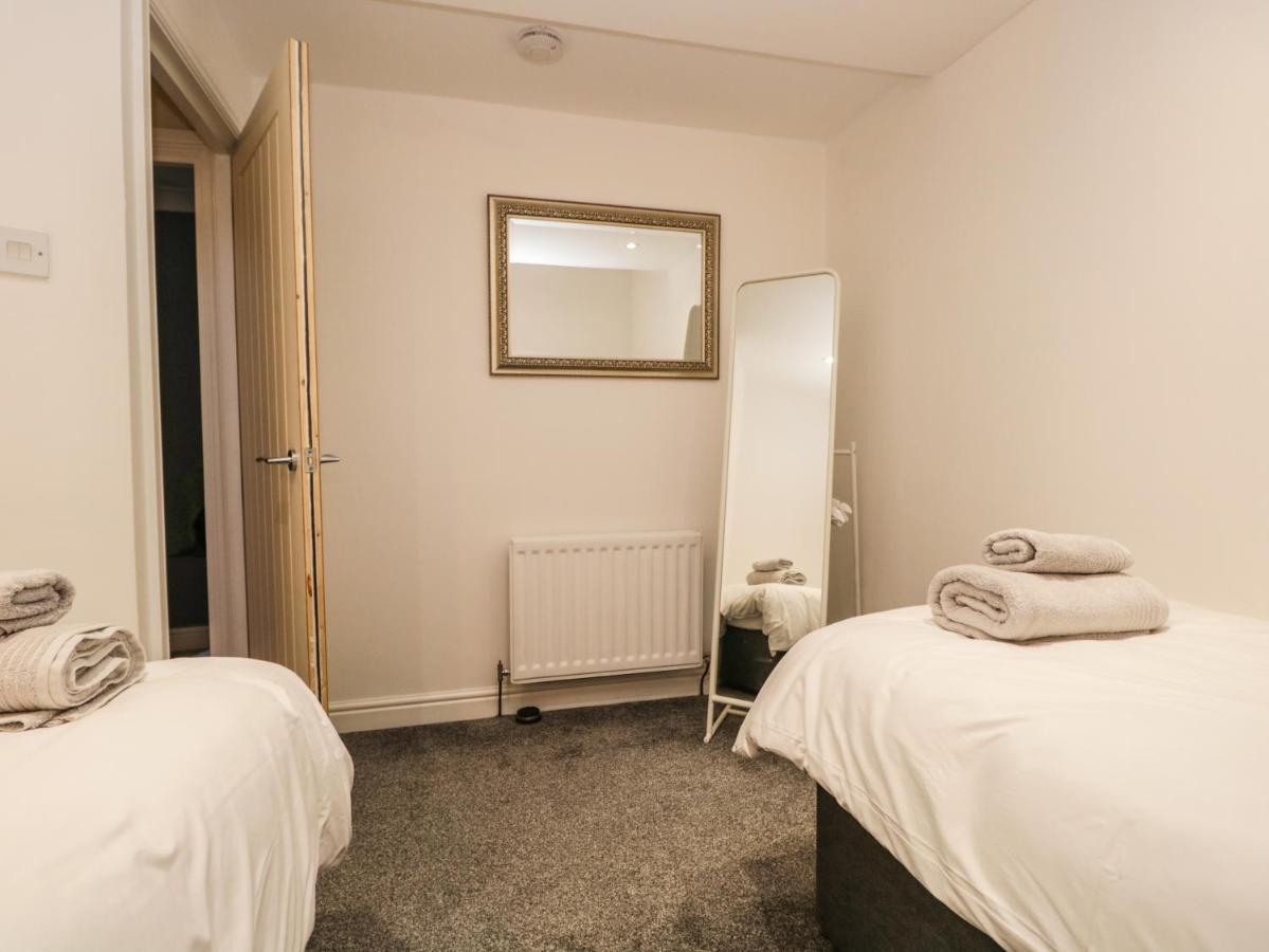 칸포스 Kirkby House 빌라 외부 사진