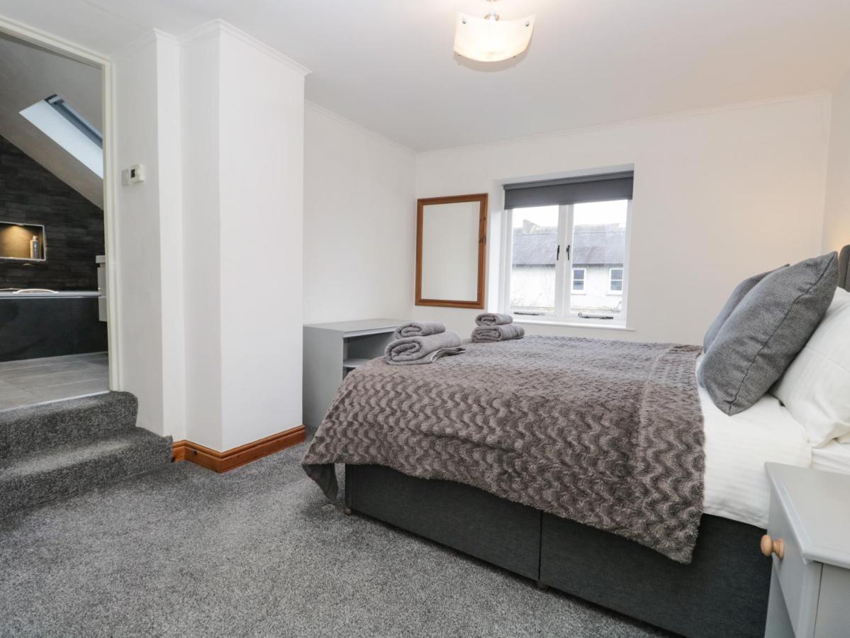 칸포스 Kirkby House 빌라 외부 사진