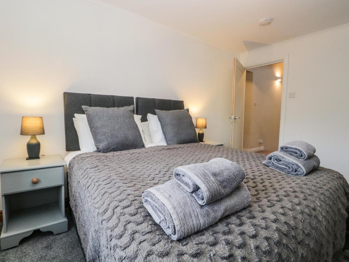 칸포스 Kirkby House 빌라 외부 사진